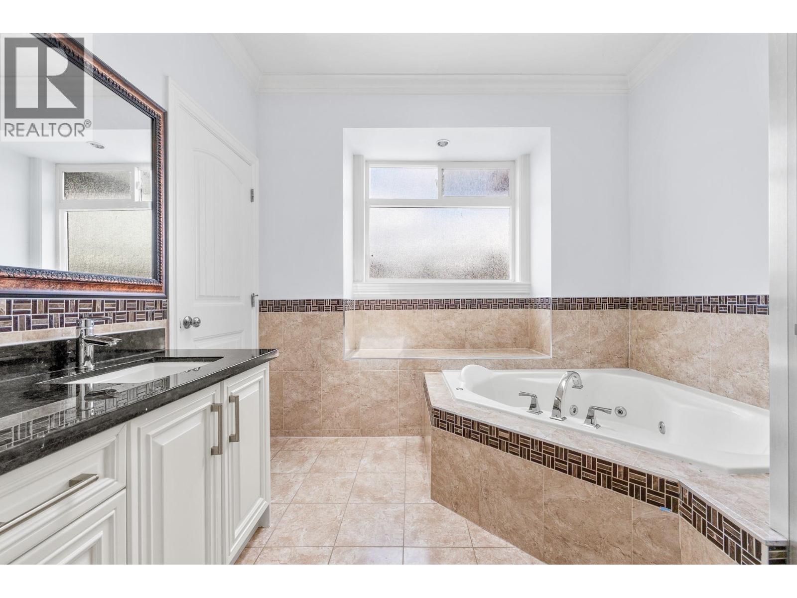 4581 Parker Street Property Photo 22