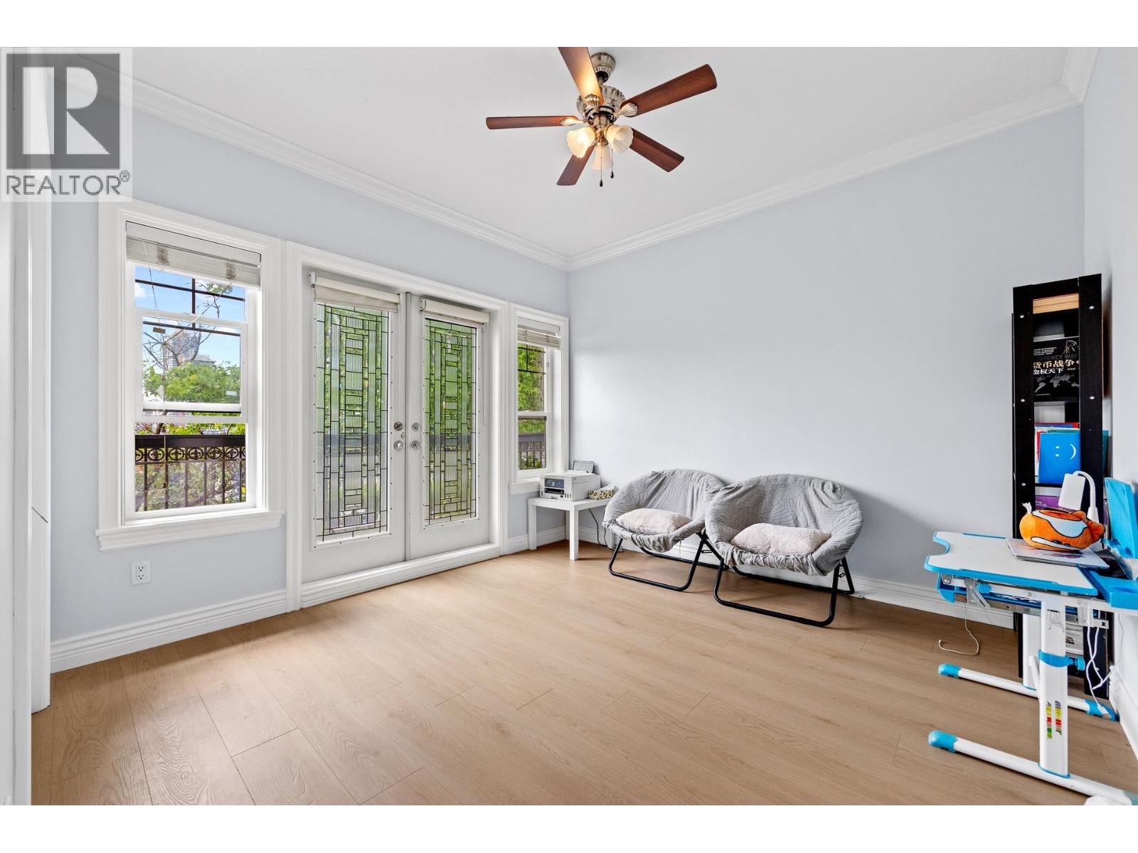 4581 Parker Street Property Photo 24