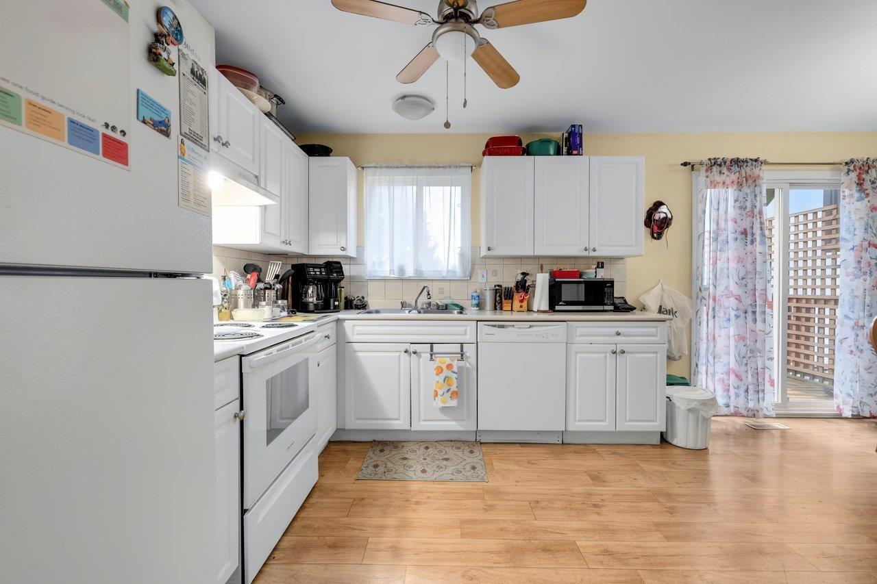 7978 126a Street Property Photo 10