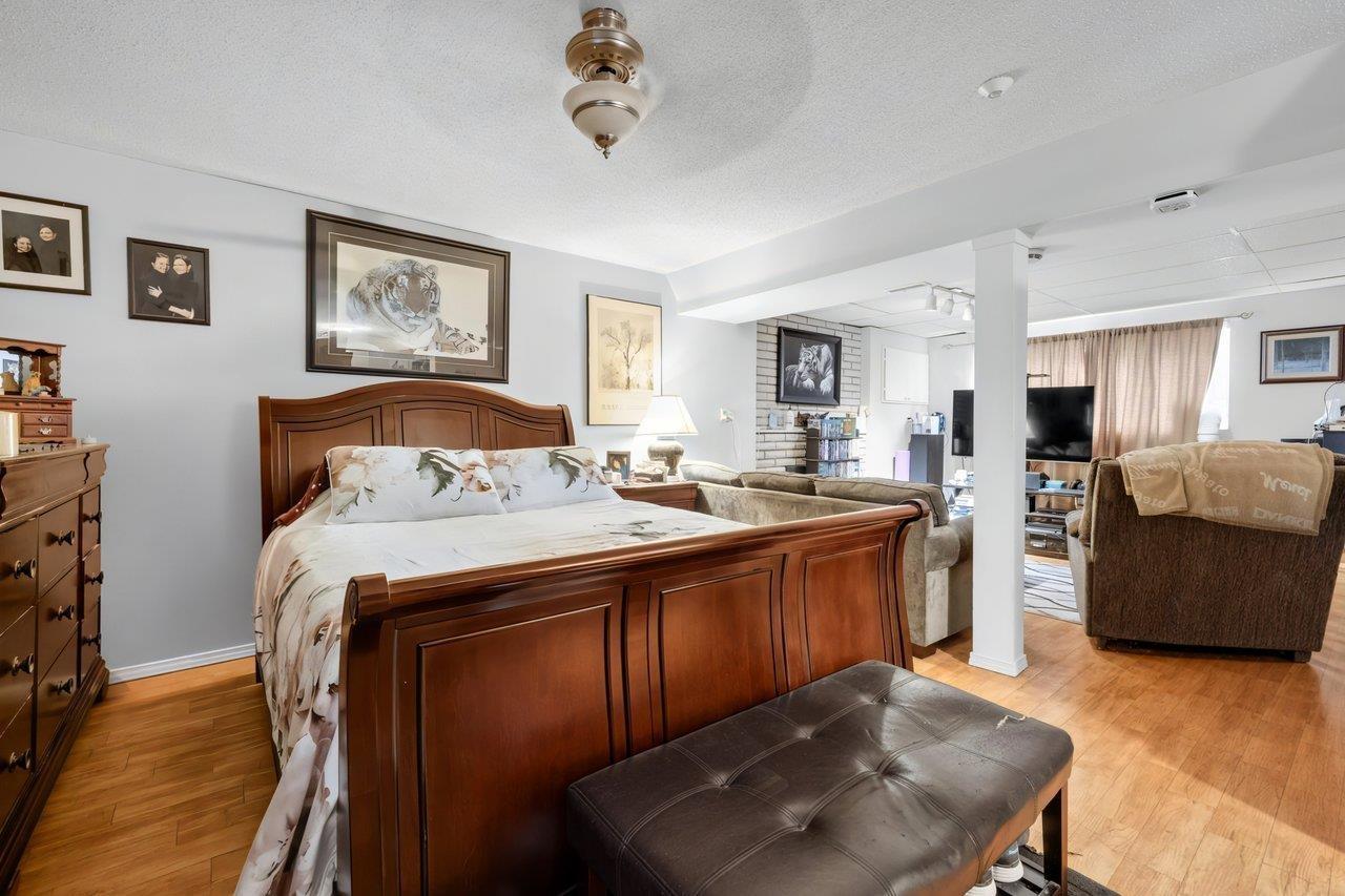 7978 126a Street Property Photo 18