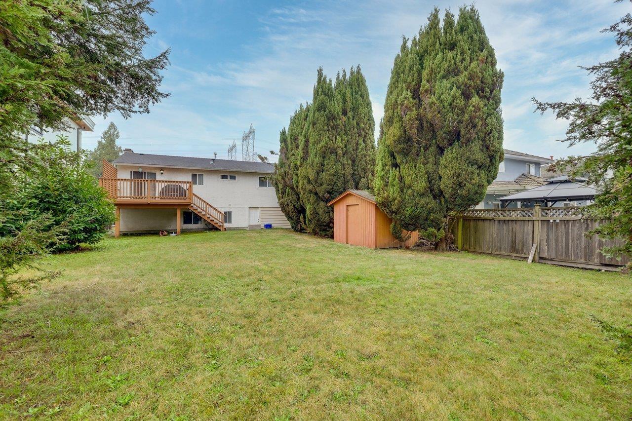 7978 126a Street Property Photo 27