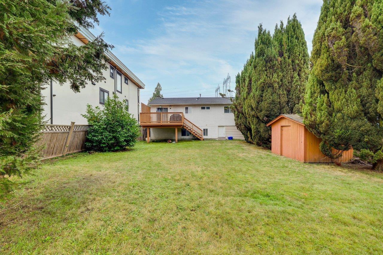 7978 126a Street Property Photo 28