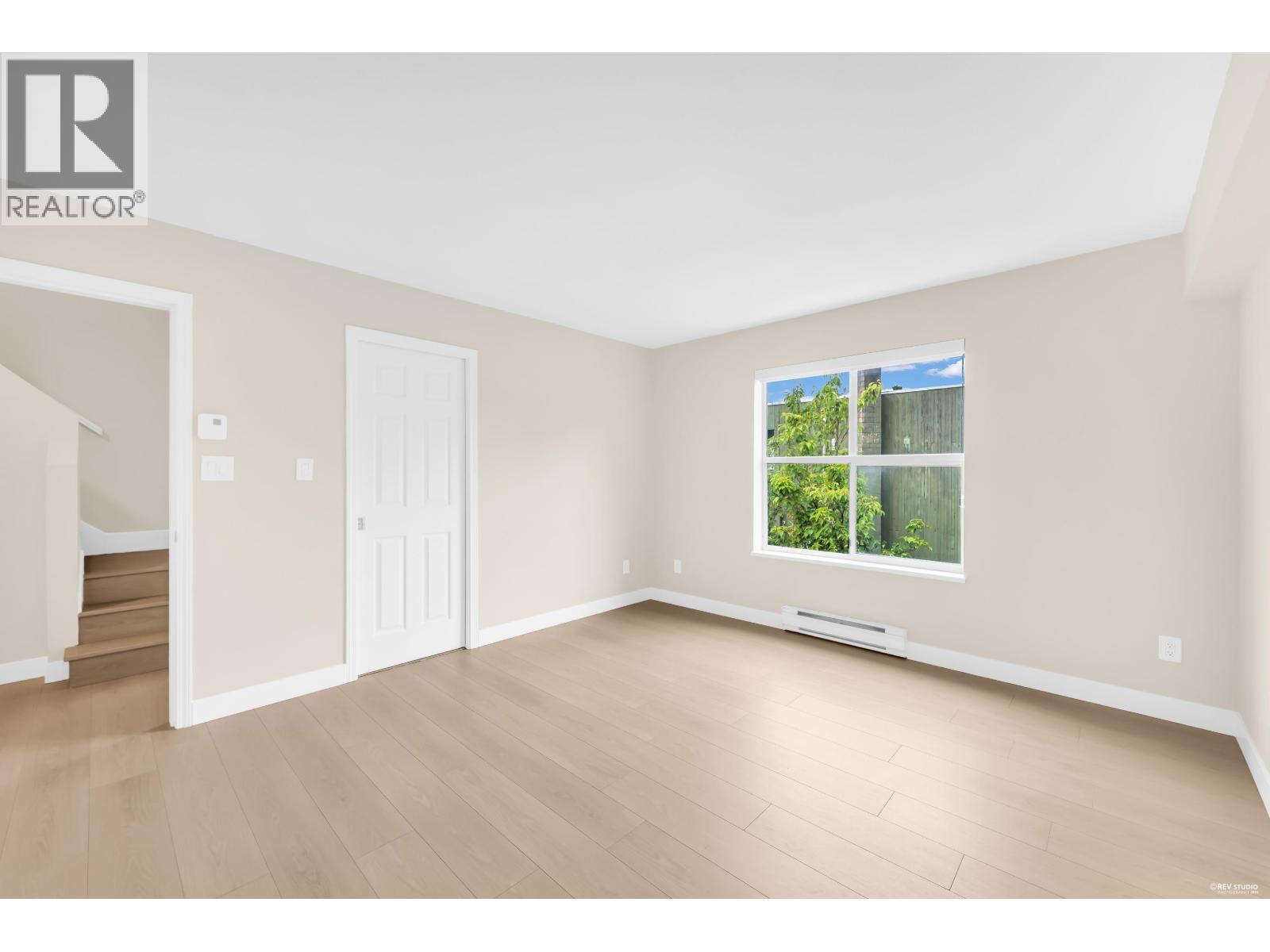 302 8600 Westminster Highway Property Photo 14