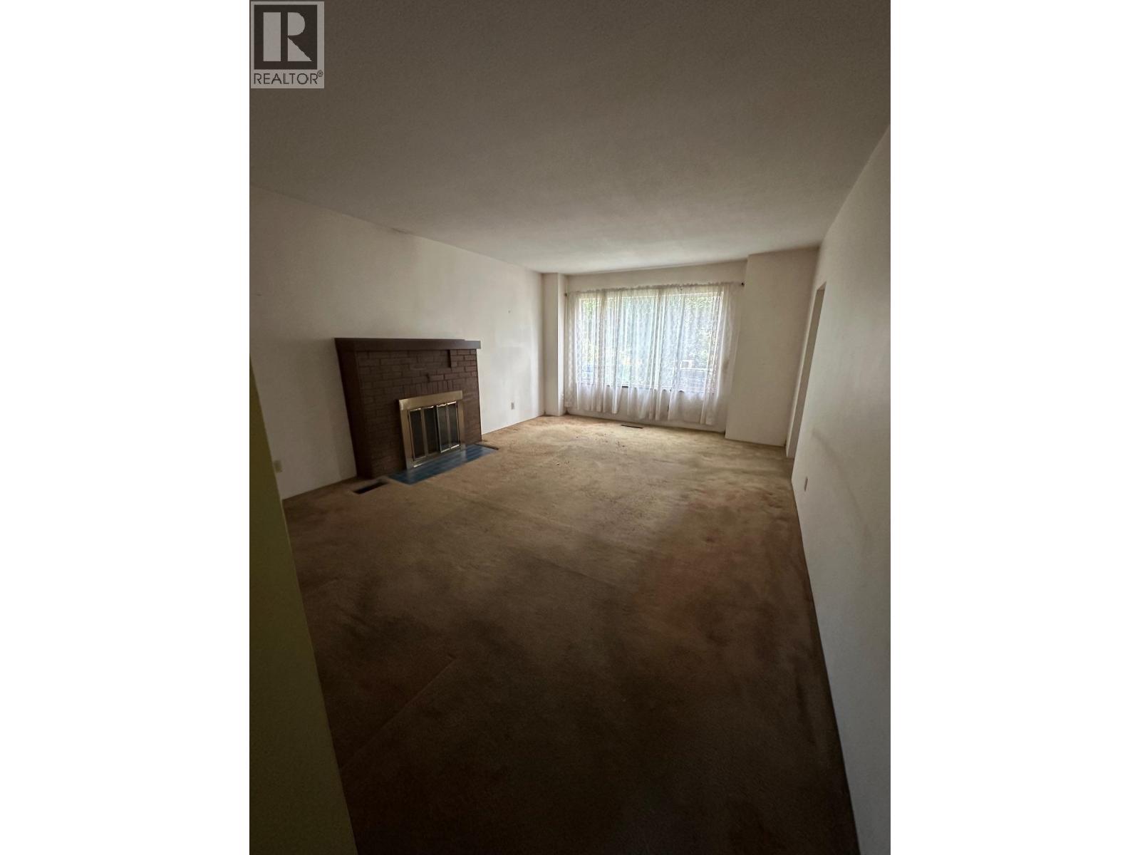 3212 W 6th Avenue Property Photo 7