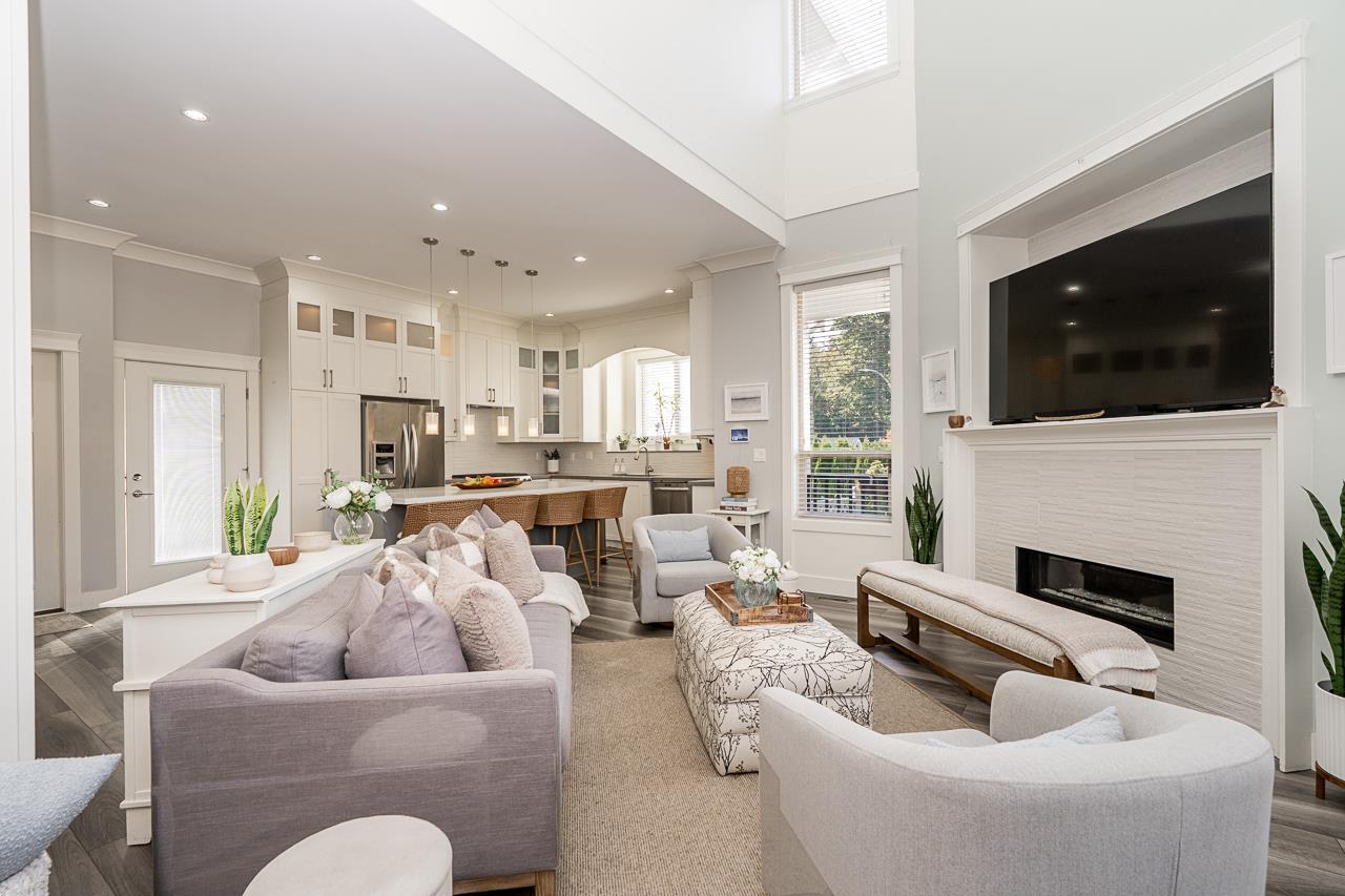 14702 32a Avenue Property Photo 6