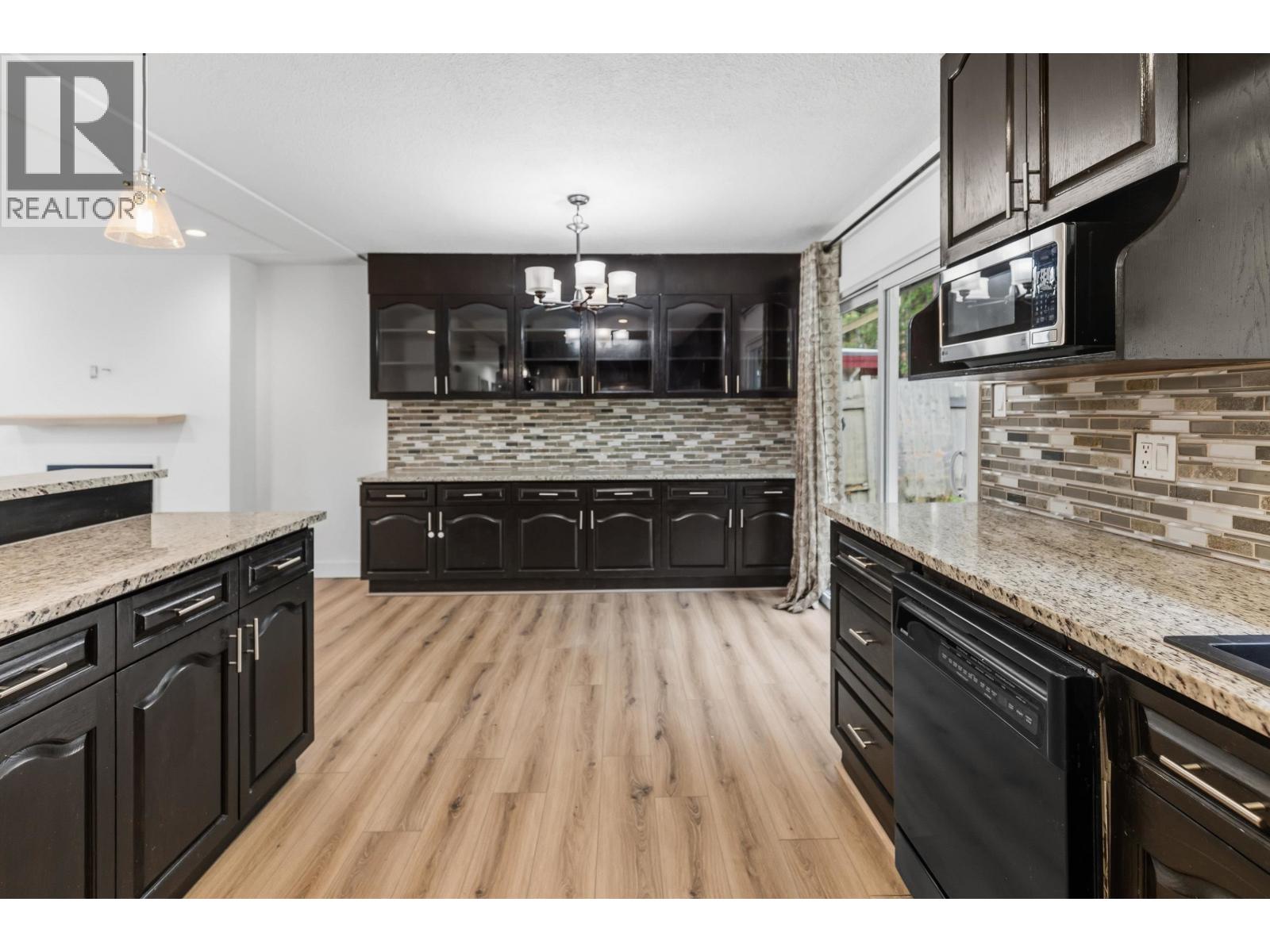 5659 Brock Drive Property Photo 4