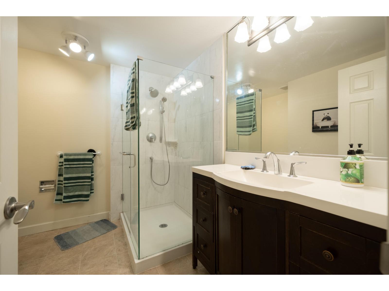 3055 140 Street Property Photo 14