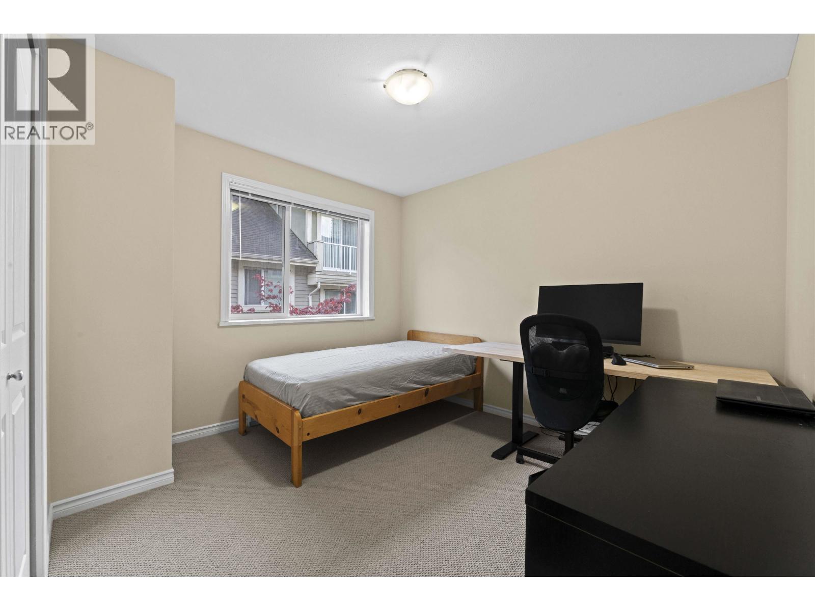 13 621 Langside Avenue Property Photo 13