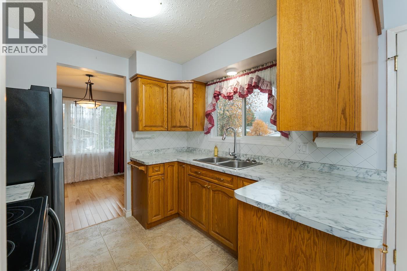 1111 Tabor Boulevard Property Photo 2