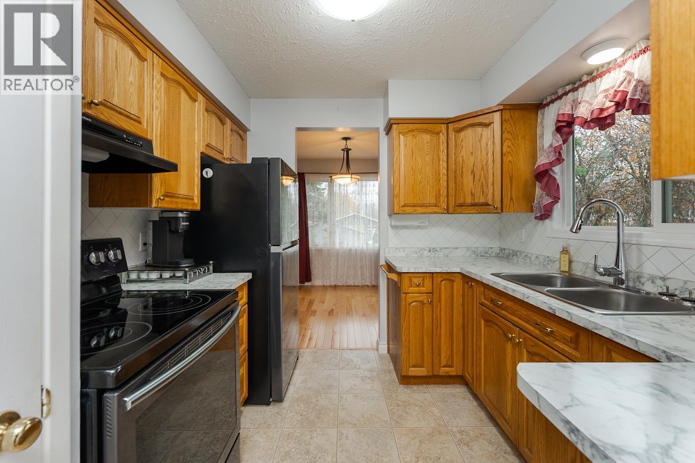 1111 Tabor Boulevard Property Photo 3