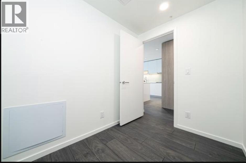 914 6500 Minoru Boulevard Property Photo 16