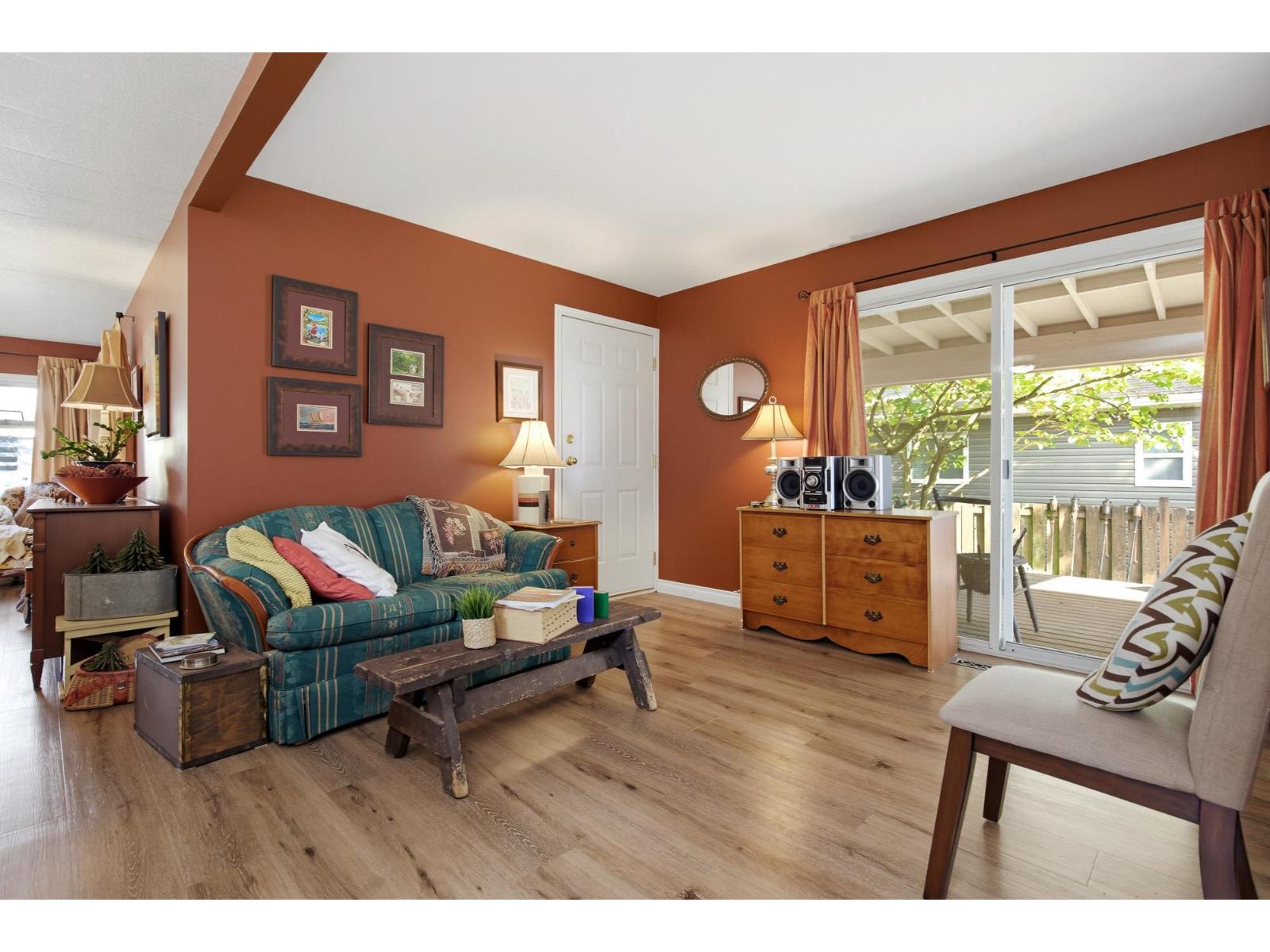 31590 Oakridge Crescent Property Photo 15