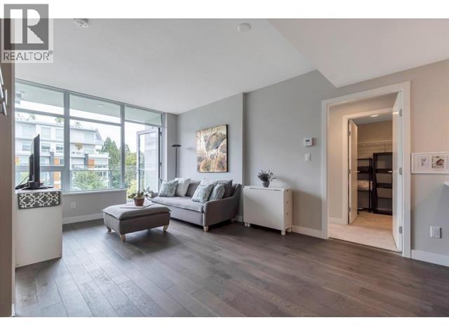 5077 Cambie Street Property Photo 5