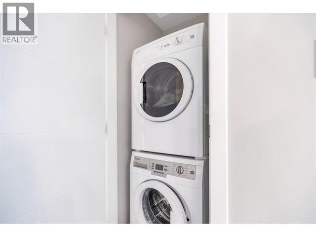 5077 Cambie Street Property Photo 23