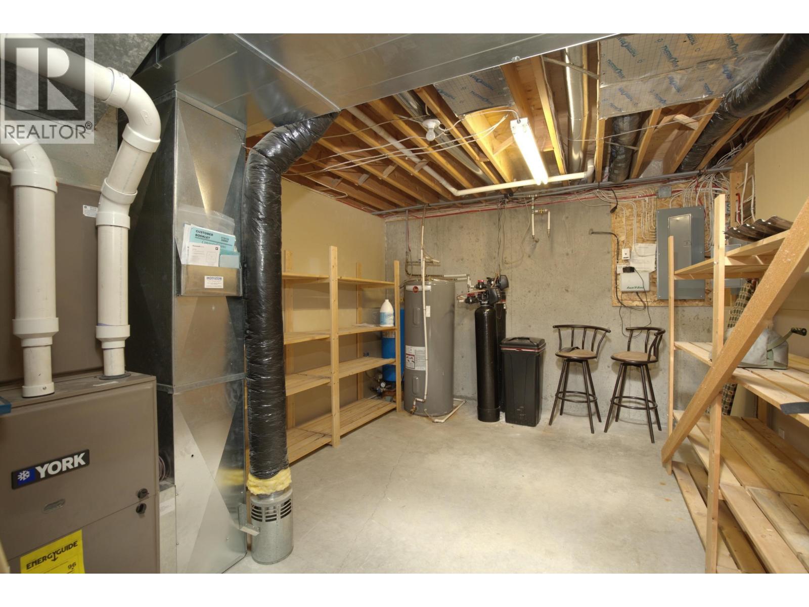 5726 Walters Drive Property Photo 34