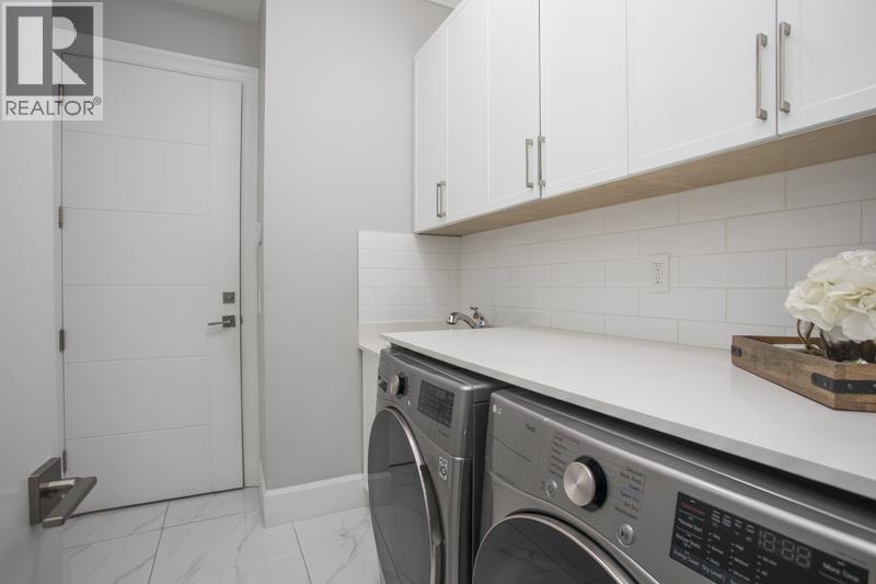 9291 Glenallan Drive Property Photo 20