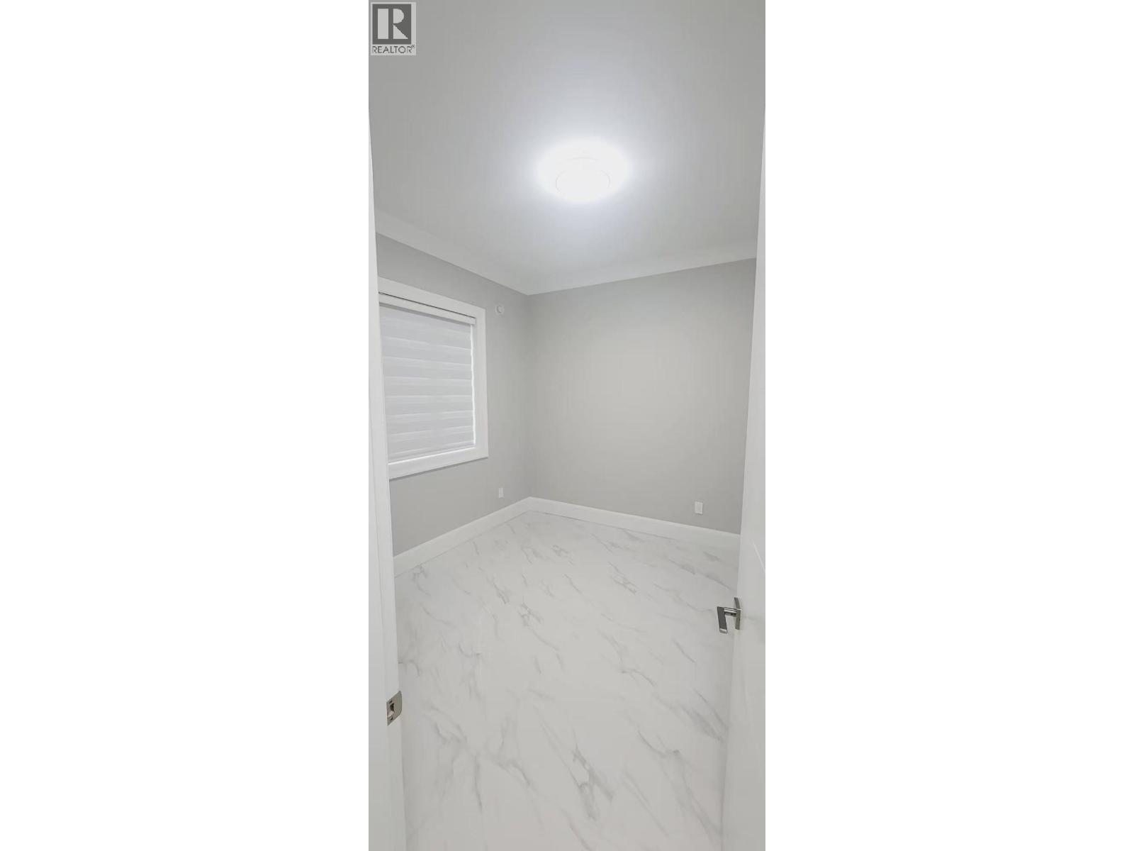 9291 Glenallan Drive Property Photo 39
