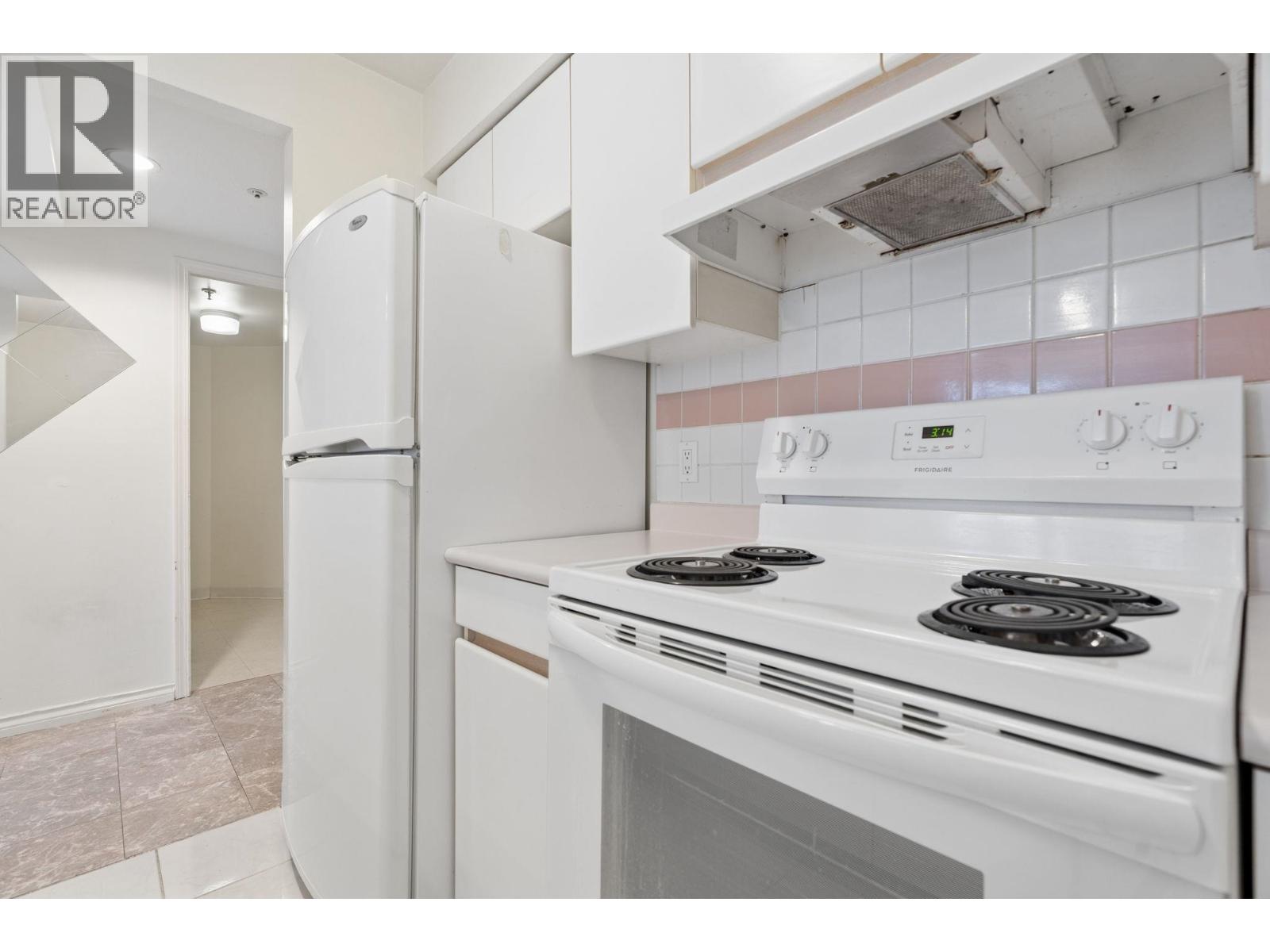 805 888 Hamilton Street Property Photo 12