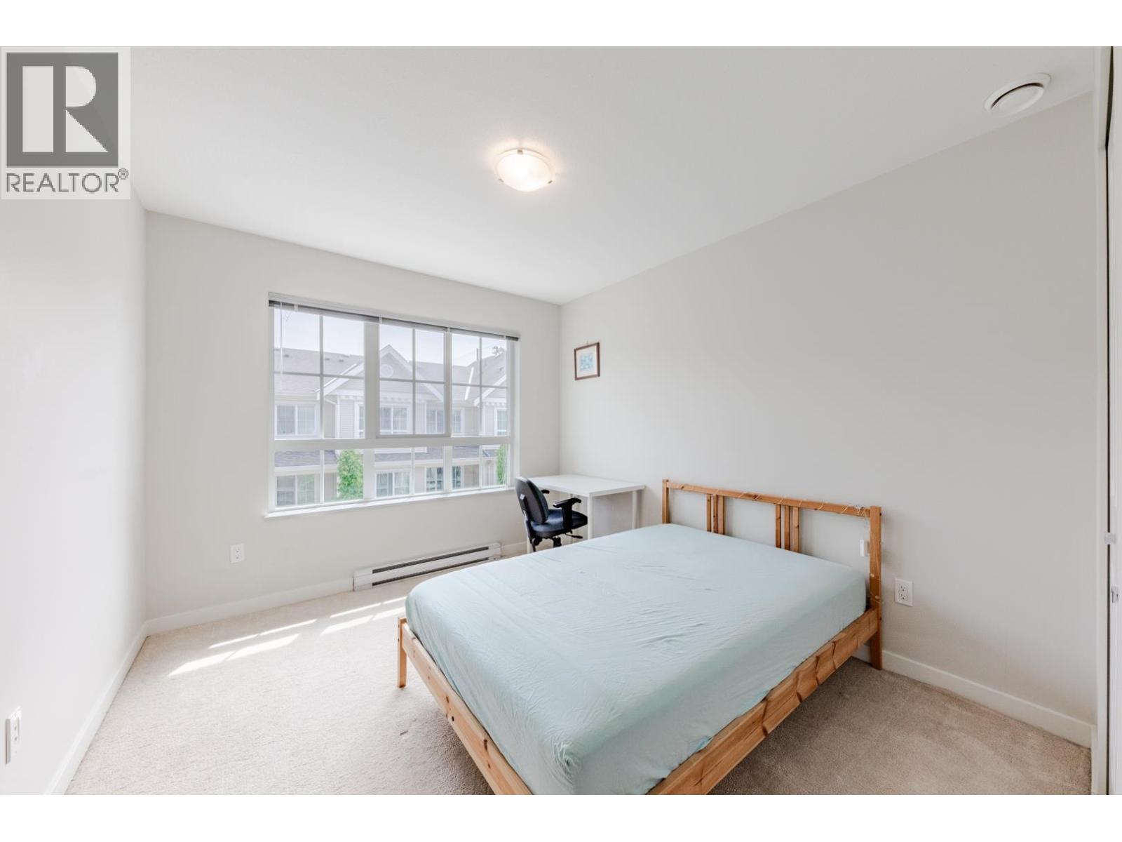 54 5510 Admiral Way Property Photo 22