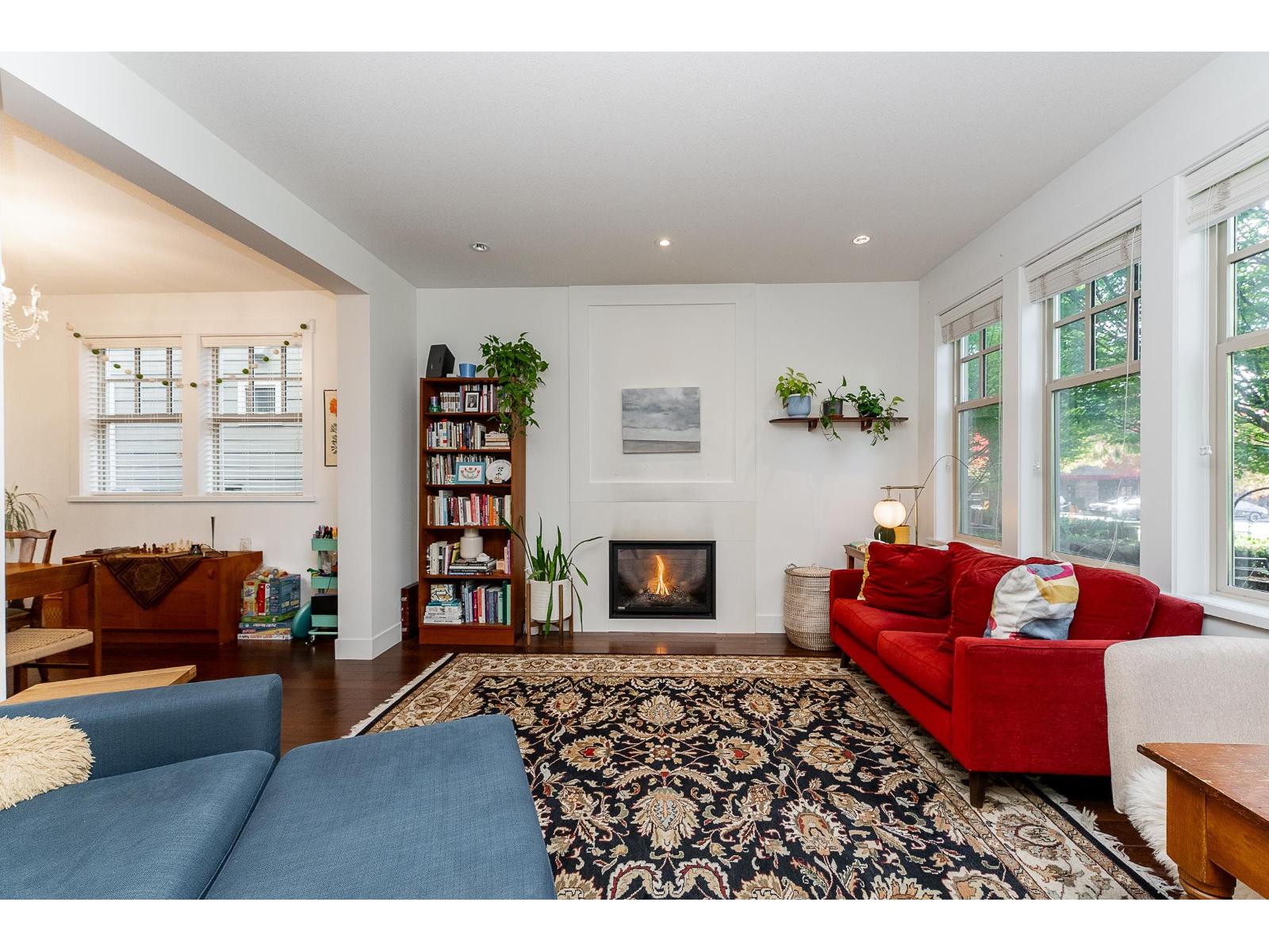 15347 34 Avenue Property Photo 11