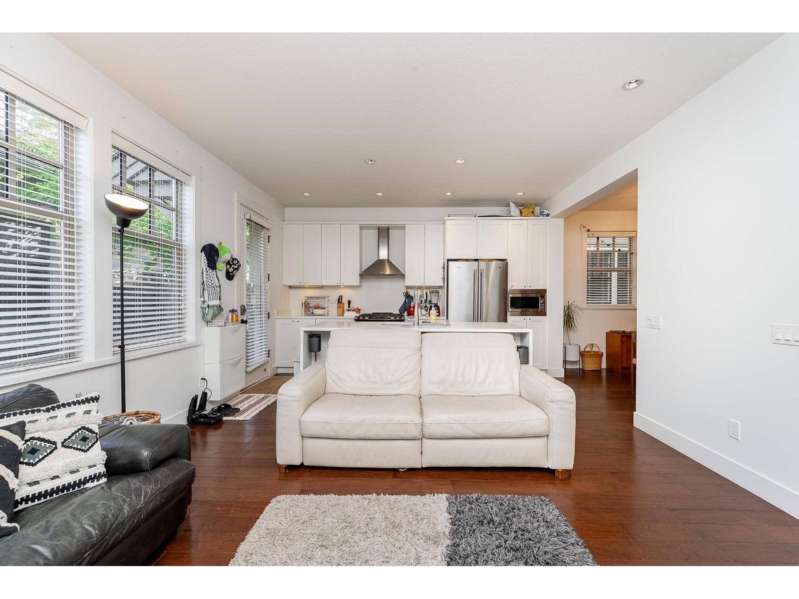 15347 34 Avenue Property Photo 16