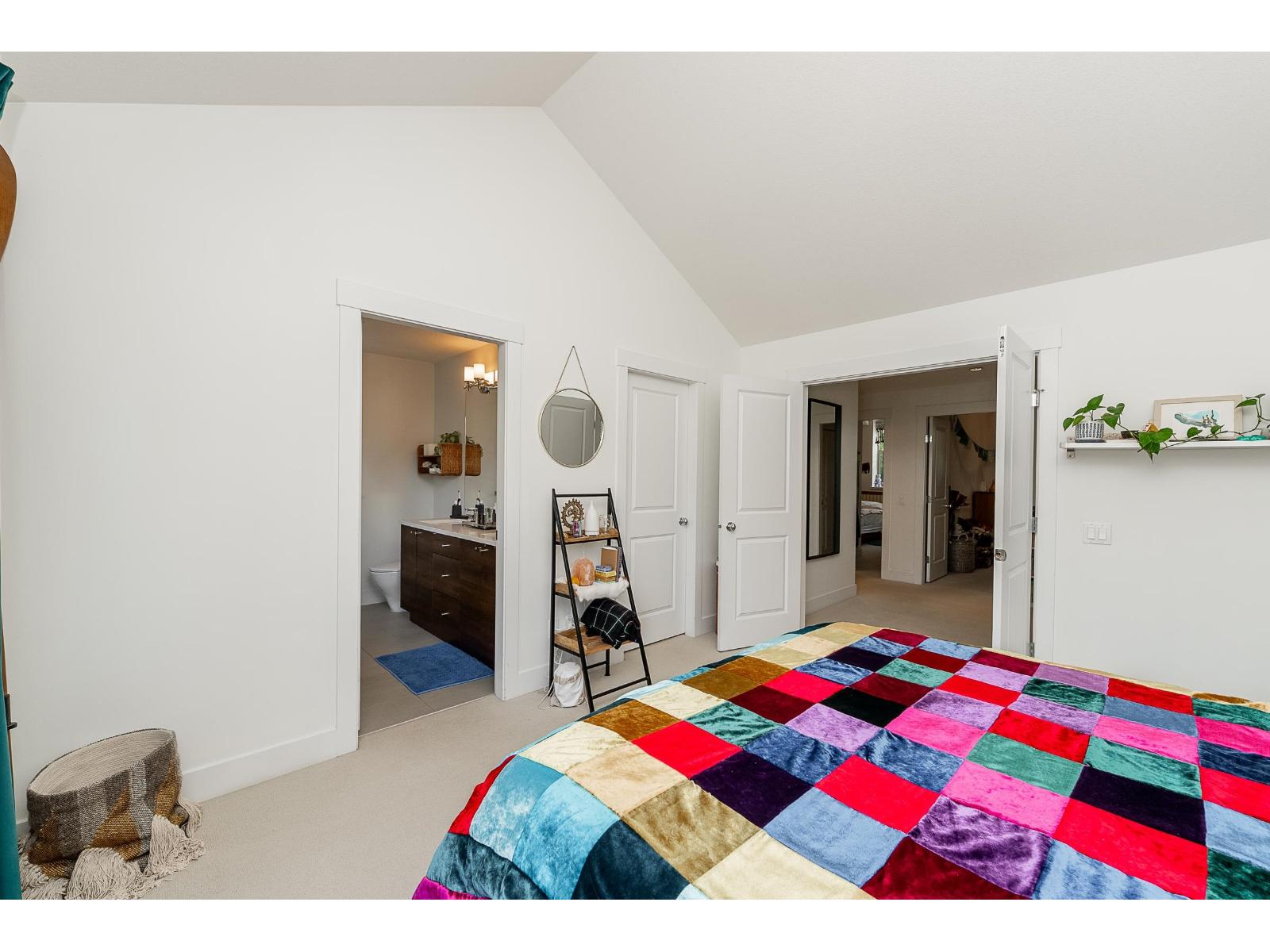 15347 34 Avenue Property Photo 19