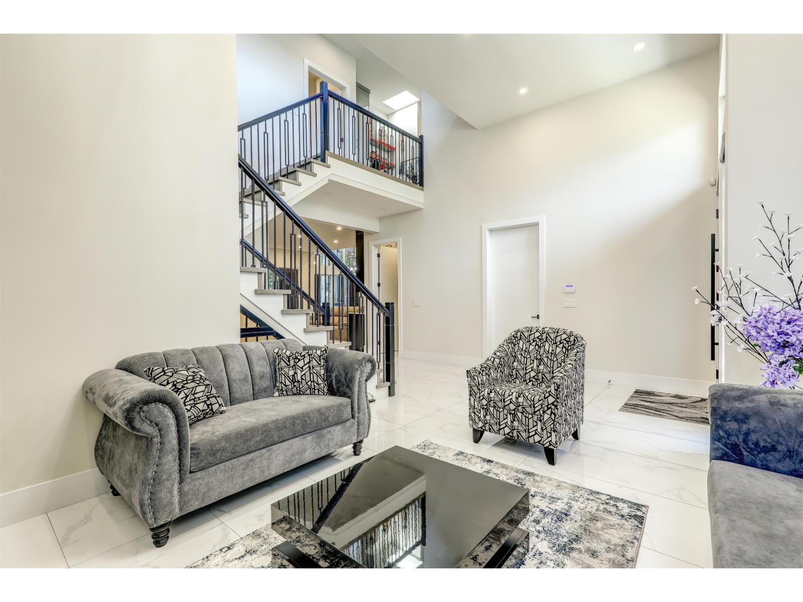 9420 119 Street Property Photo 7
