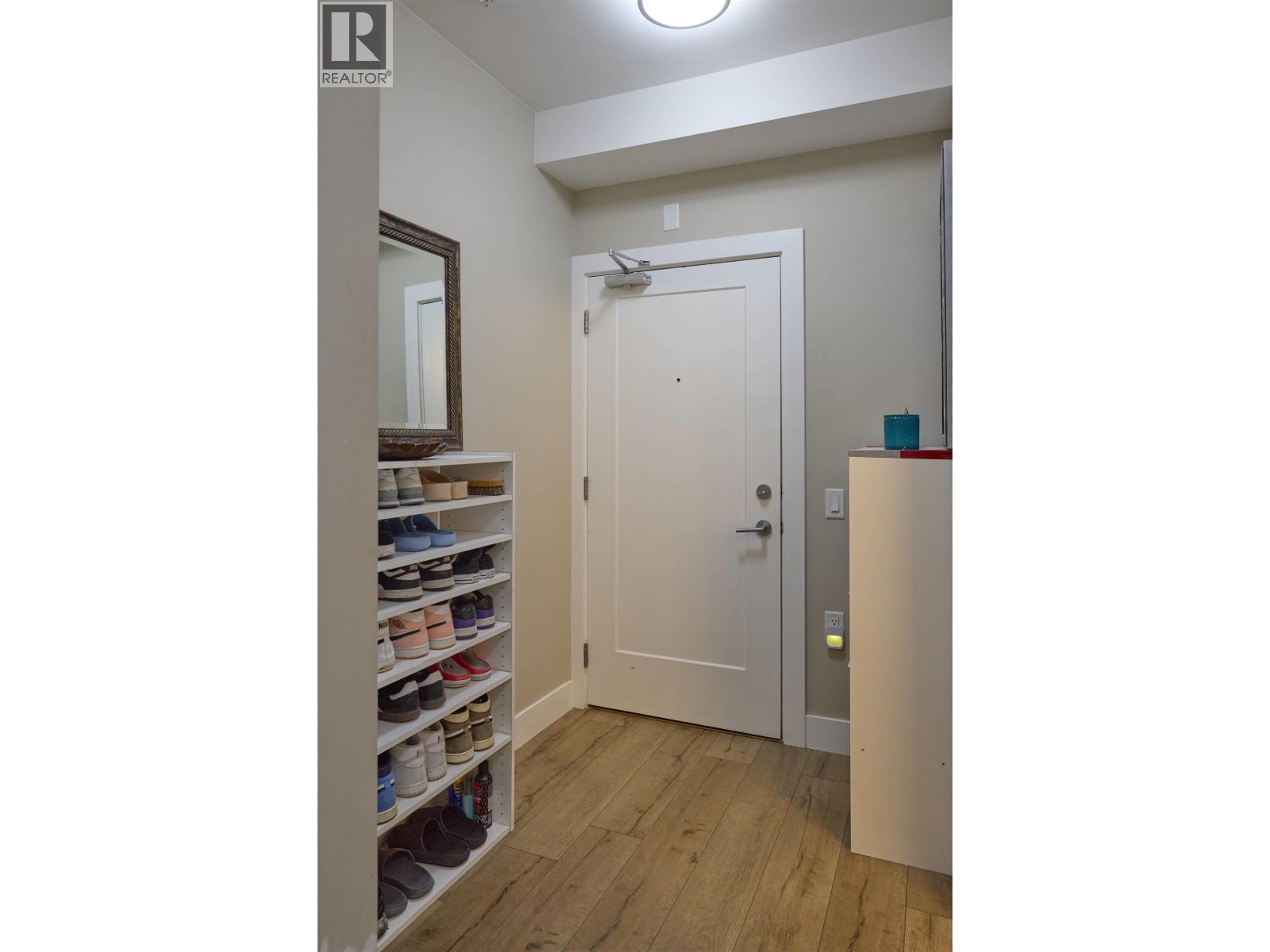 220 12460 191 Street Property Photo 11