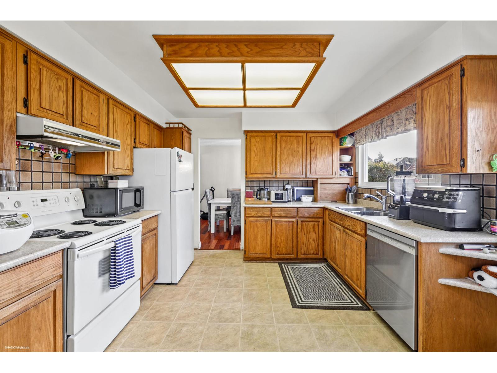 7545 Filey Drive Property Photo 14