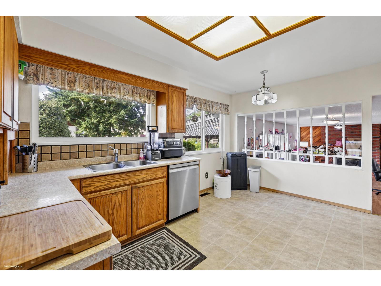 7545 Filey Drive Property Photo 15