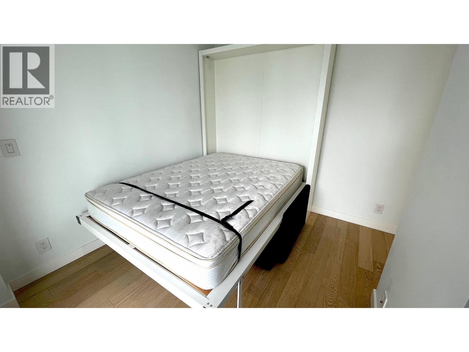 2611 1480 Howe Street Property Photo 31