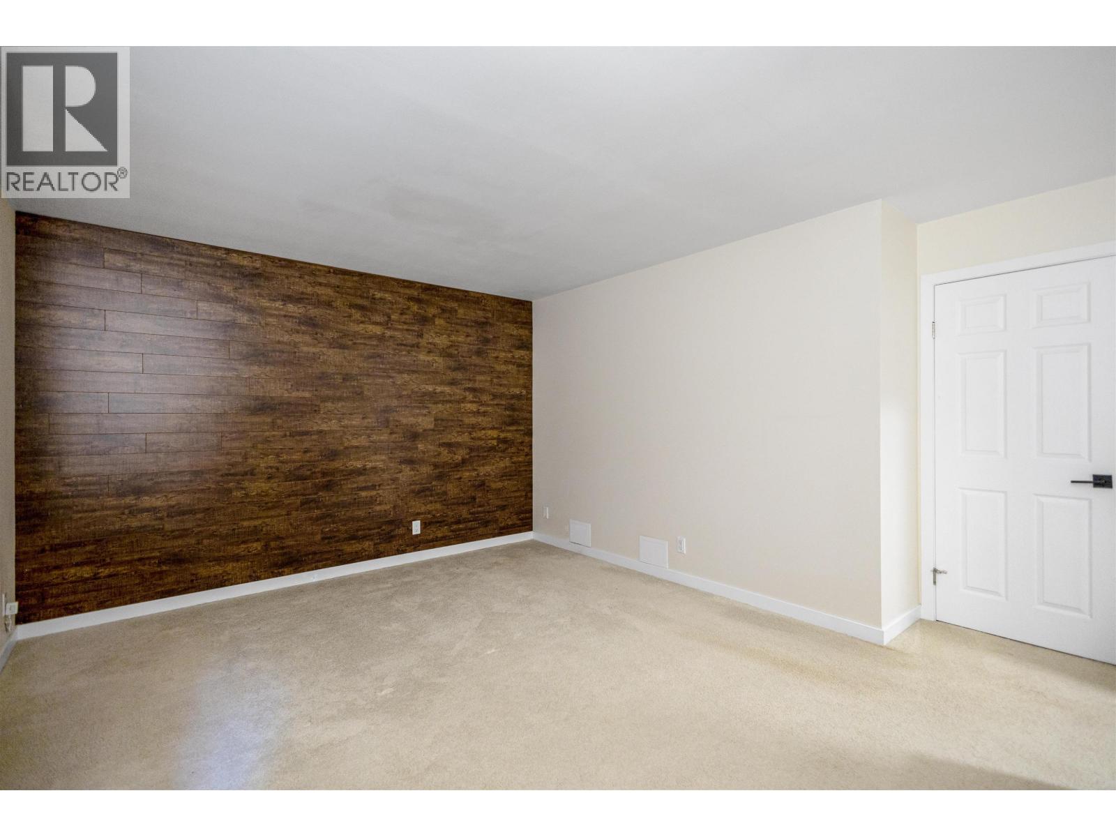 2670 Burnside Place Property Photo 13