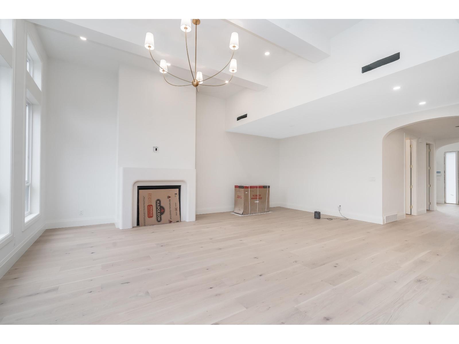23701 40 Avenue Property Photo 12