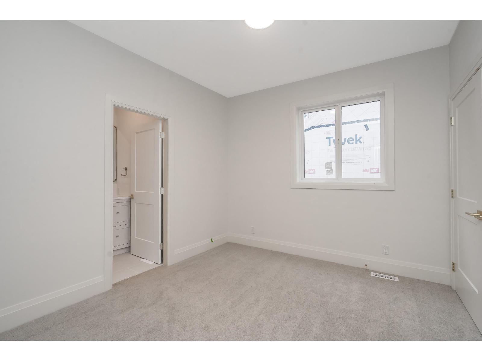 23701 40 Avenue Property Photo 26