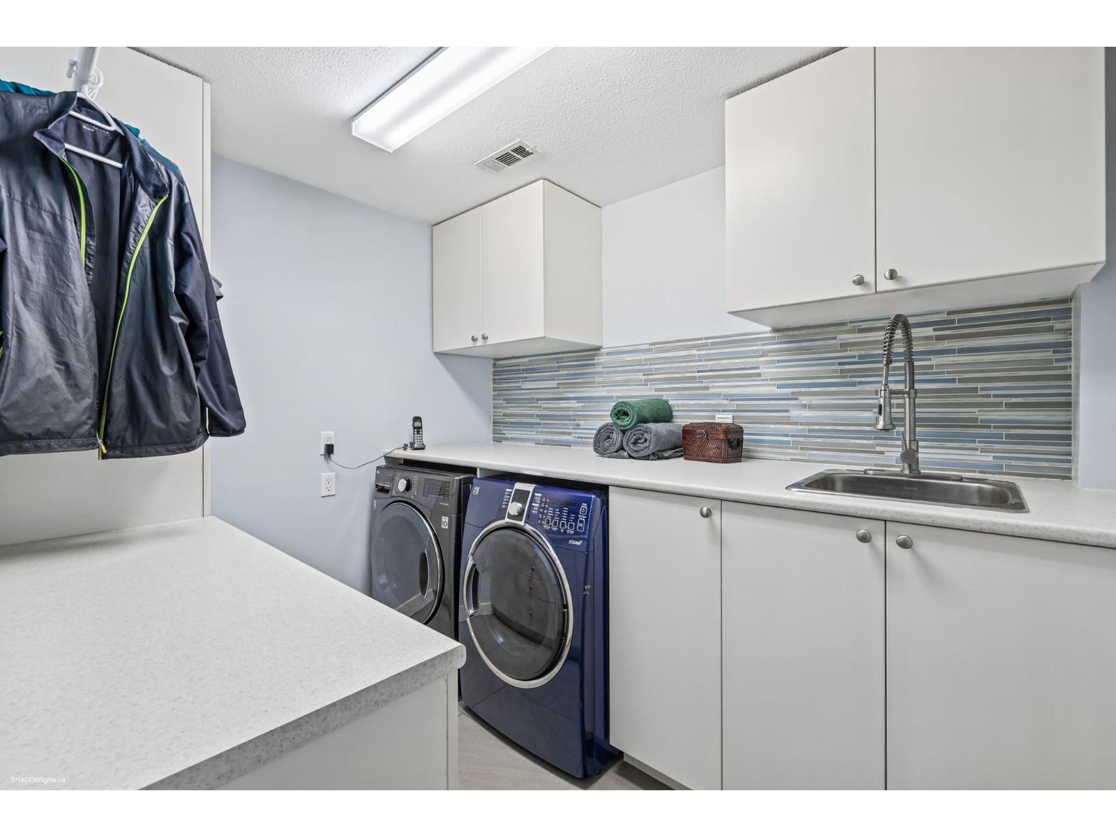 8423 Arbour Place Property Photo 11