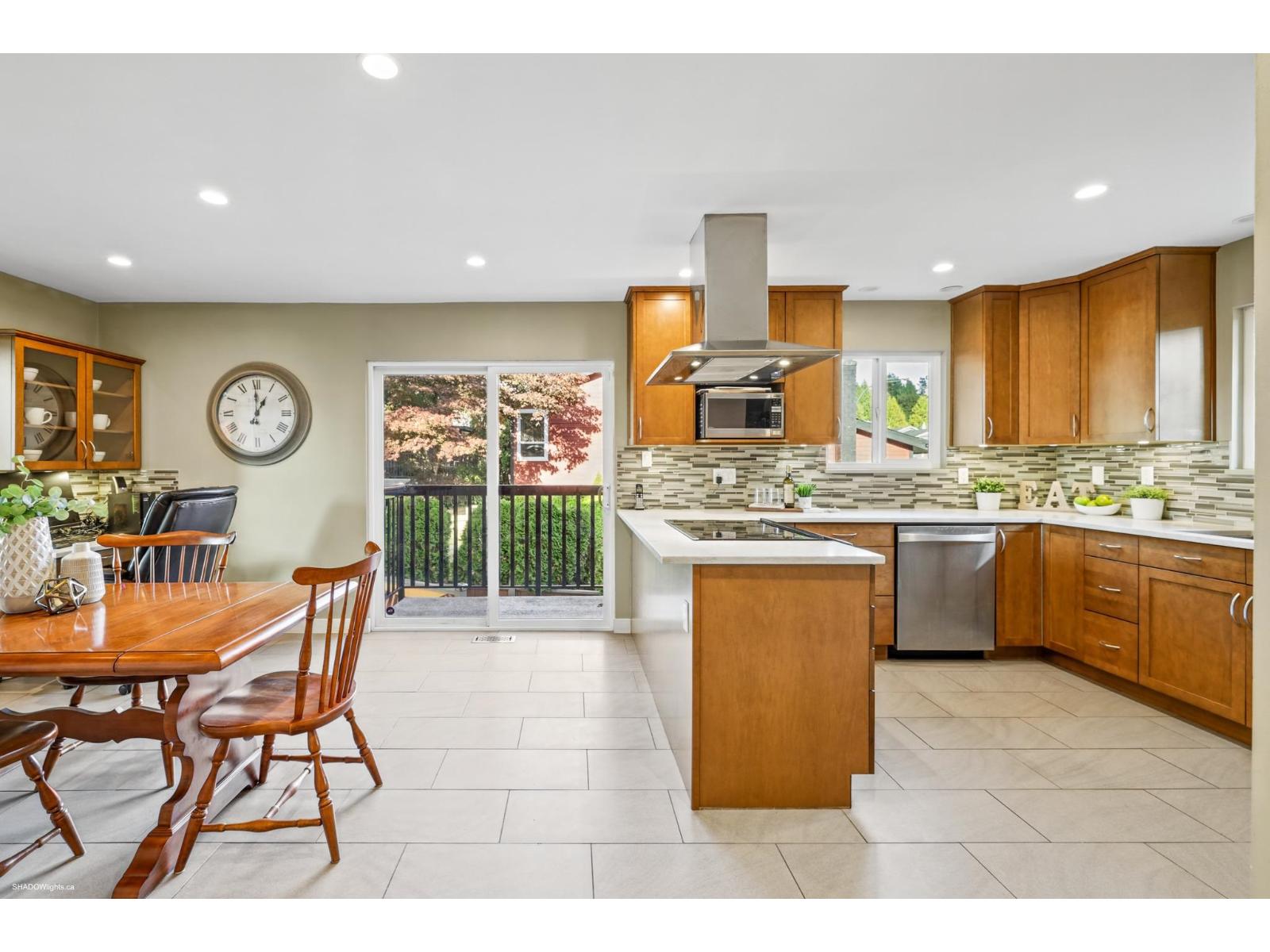 8423 Arbour Place Property Photo 16