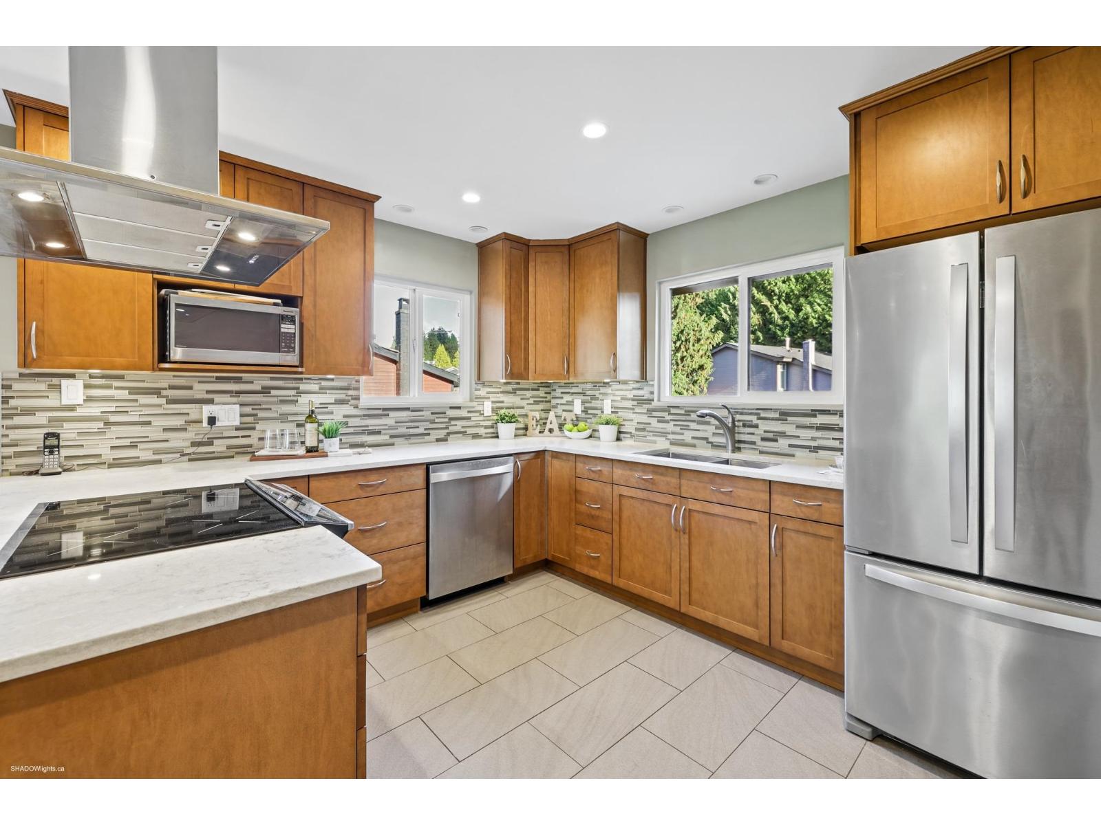 8423 Arbour Place Property Photo 17