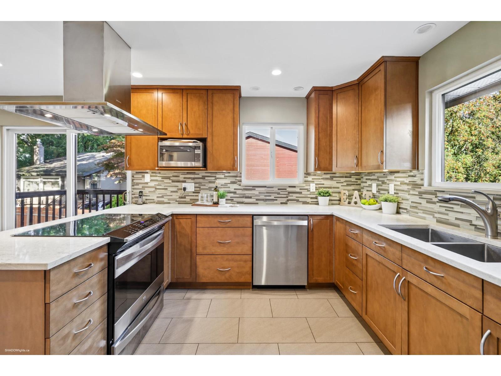 8423 Arbour Place Property Photo 19