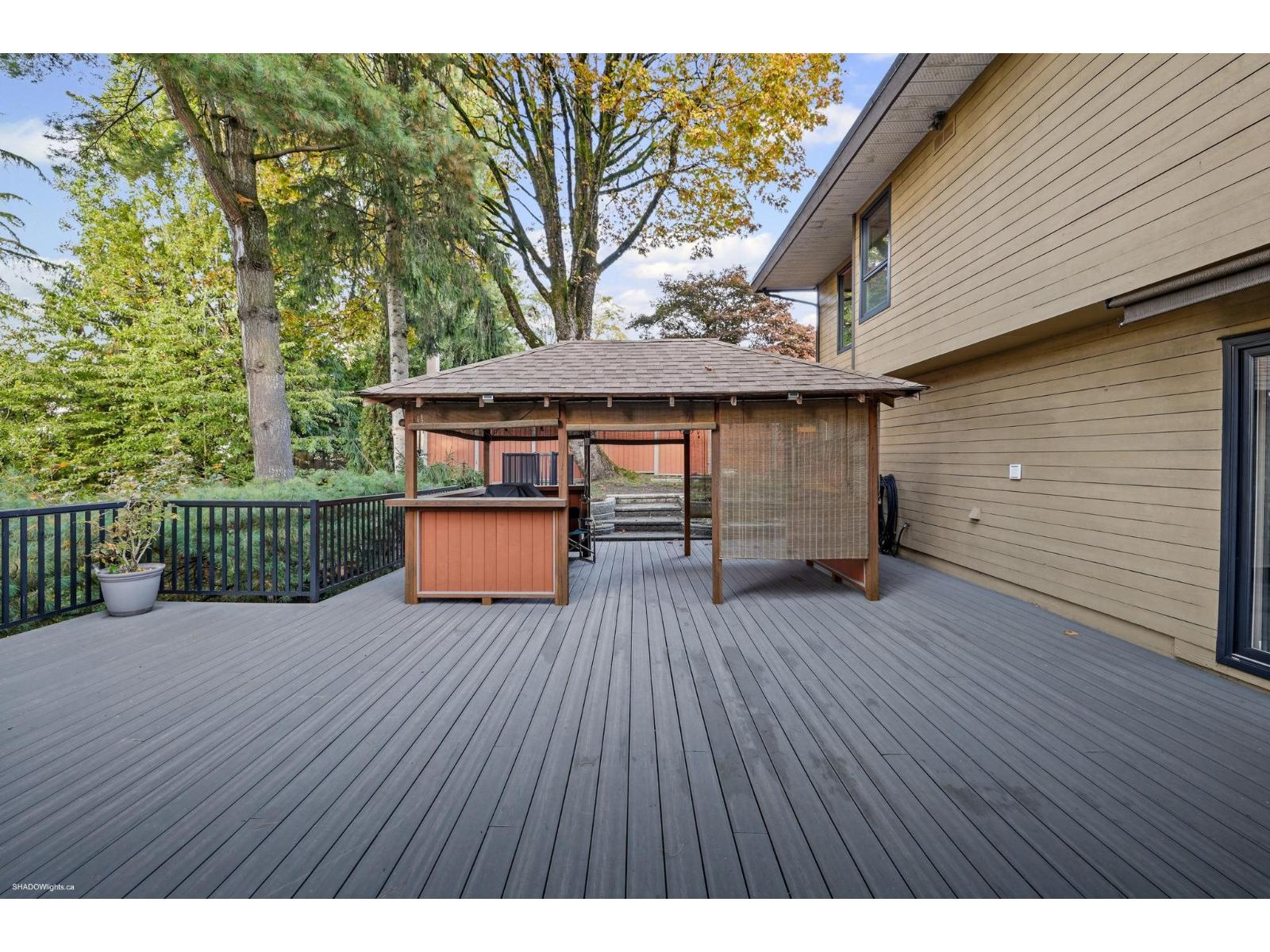 8423 Arbour Place Property Photo 36