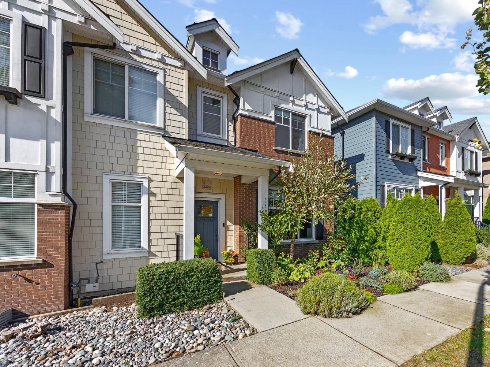 2209 165 Street Property Photo 37