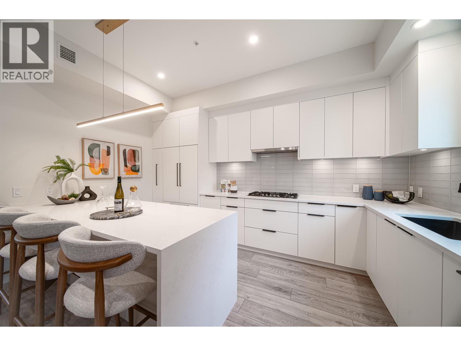 220 8699 Spires Road Property Photo 4