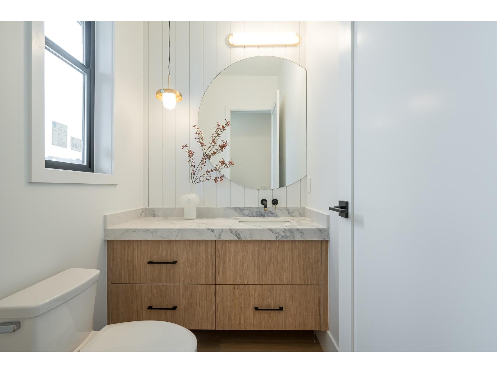 15648 23a Avenue Property Photo 16