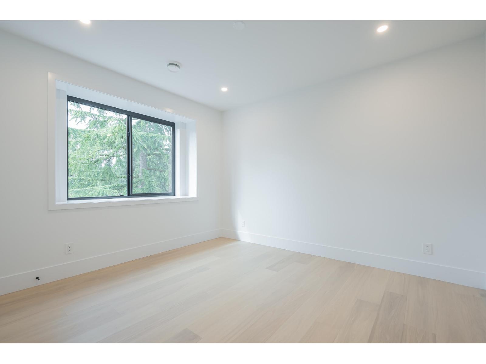 15648 23a Avenue Property Photo 27