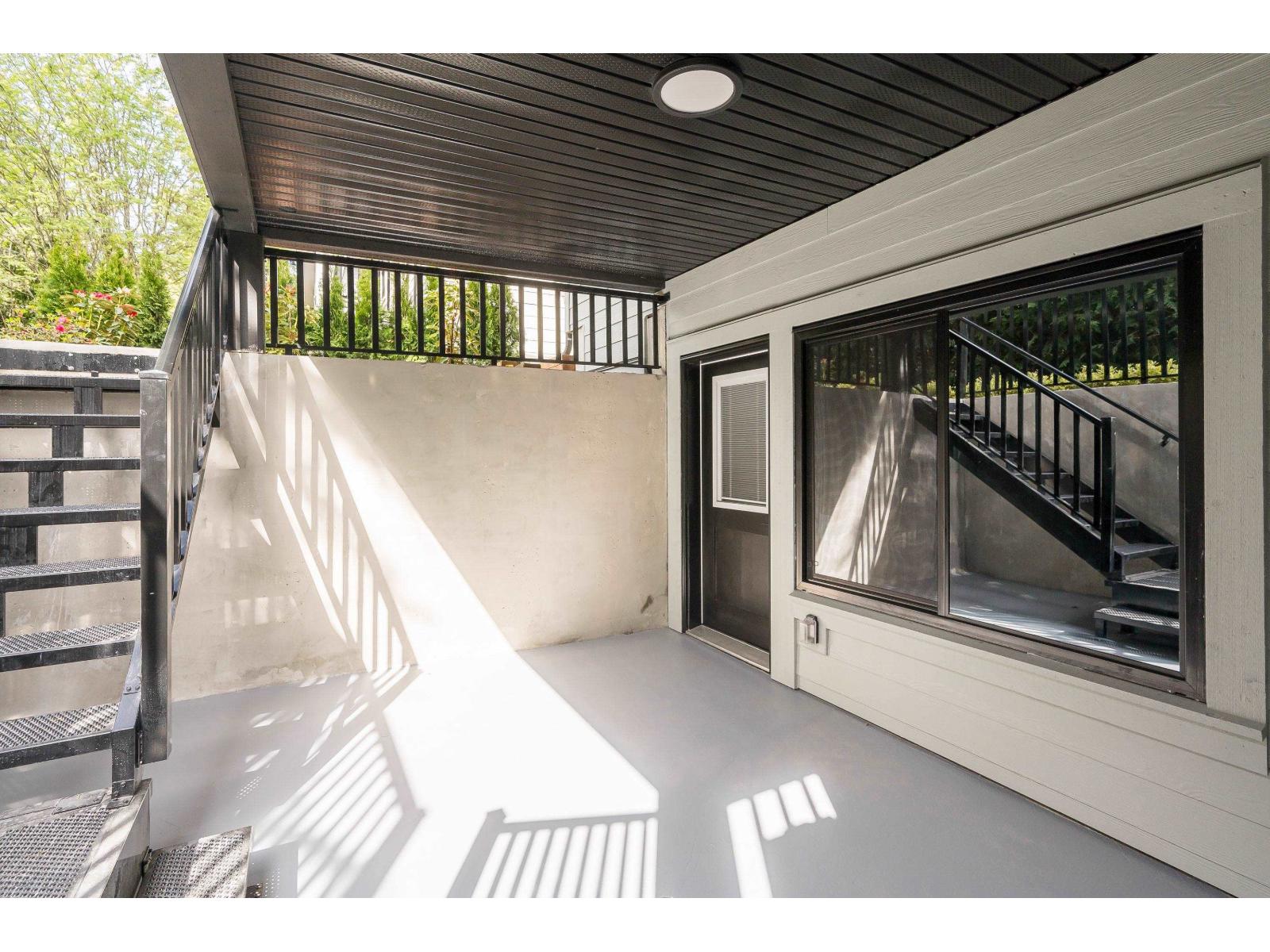 15648 23a Avenue Property Photo 34
