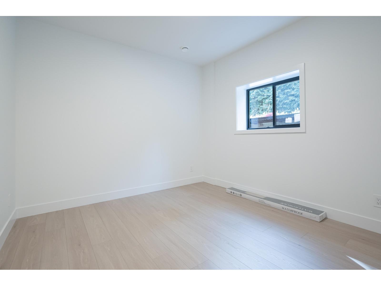 15648 23a Avenue Property Photo 36