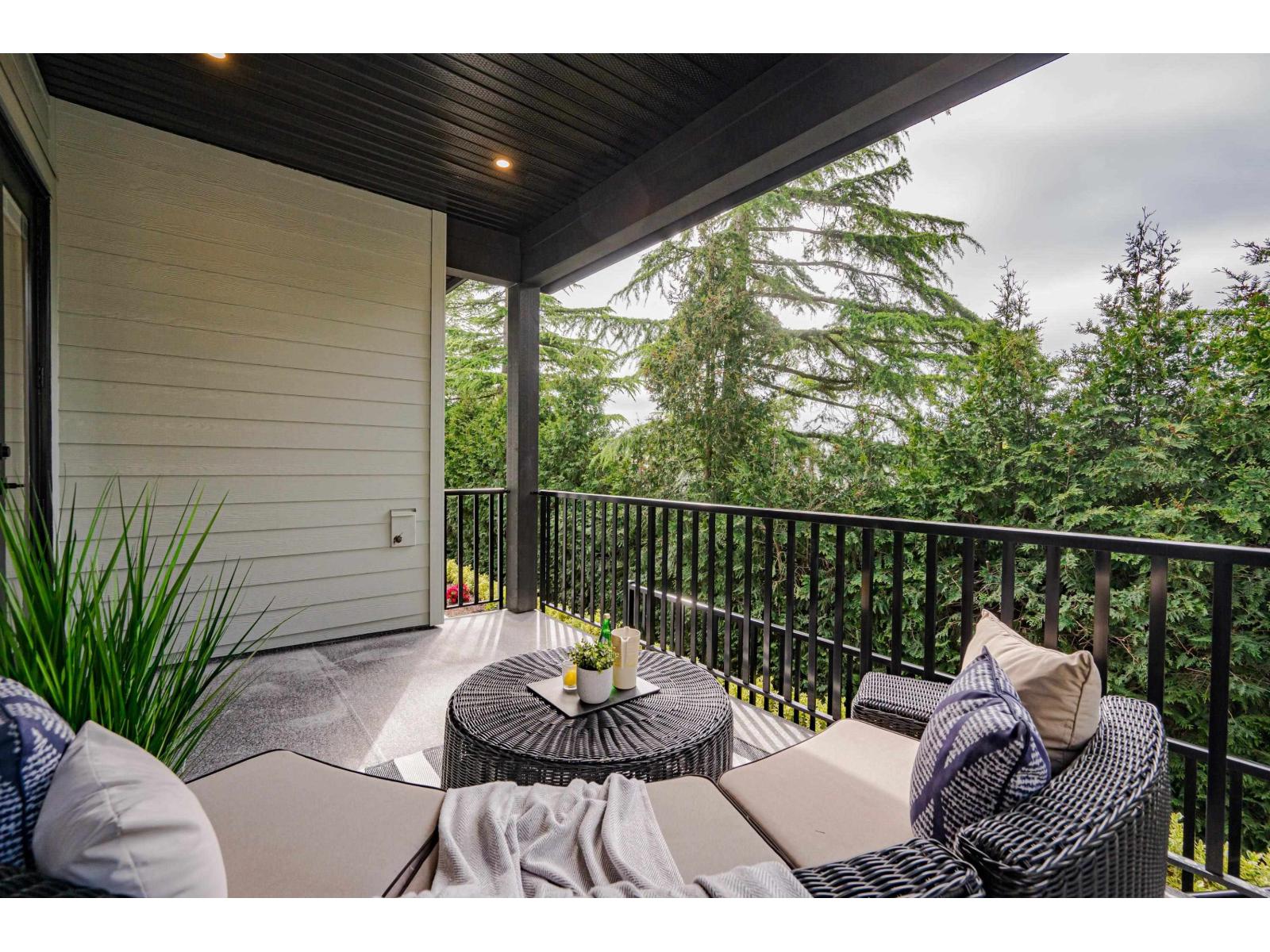 15648 23a Avenue Property Photo 39