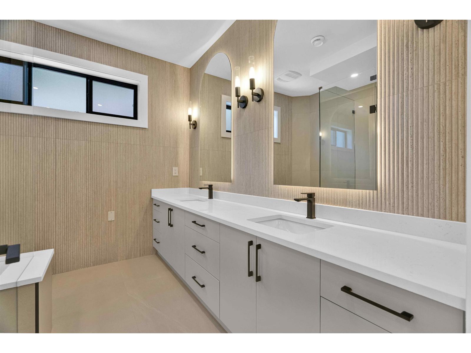 15636 23a Avenue Property Photo 18