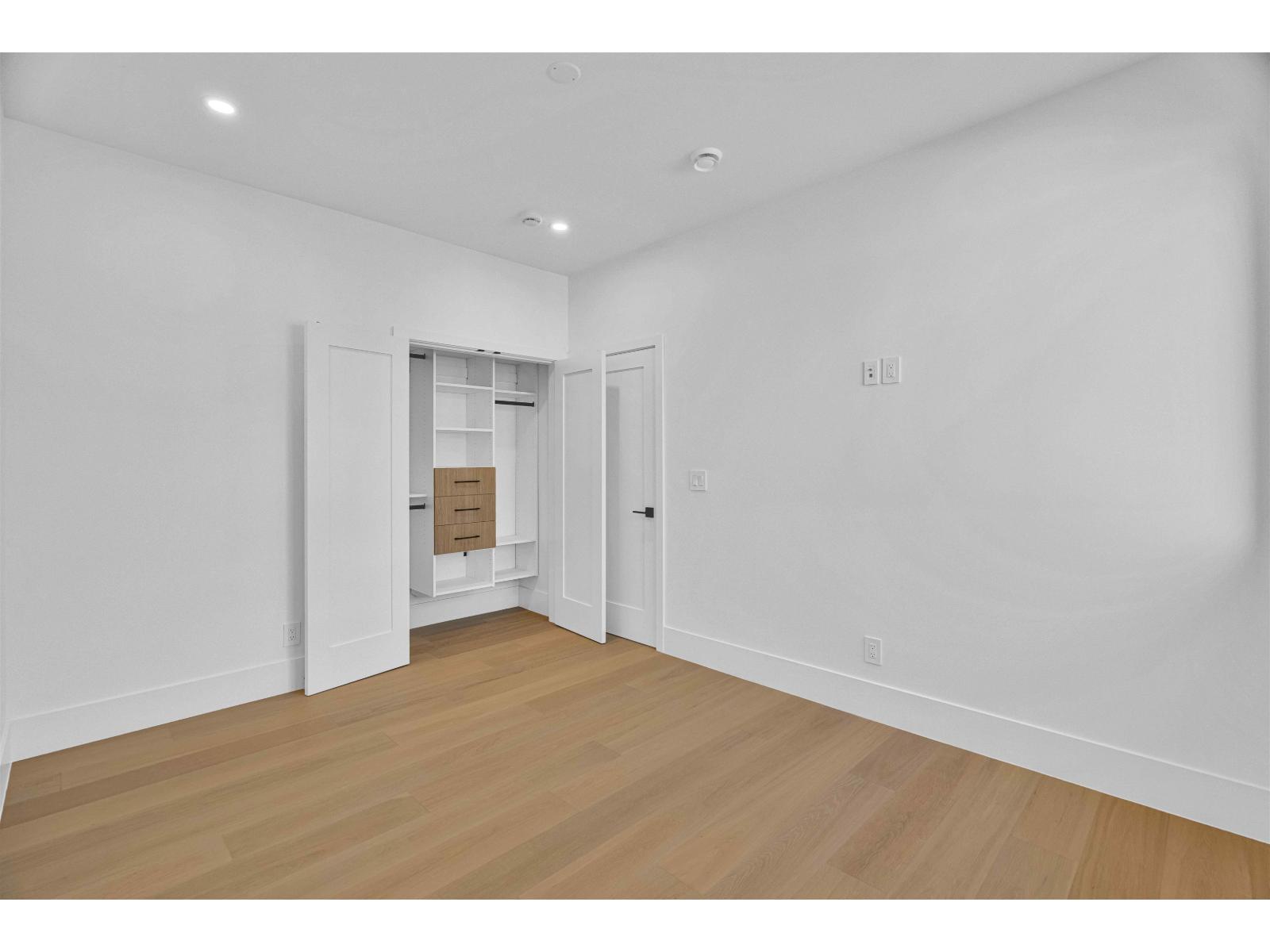 15636 23a Avenue Property Photo 25