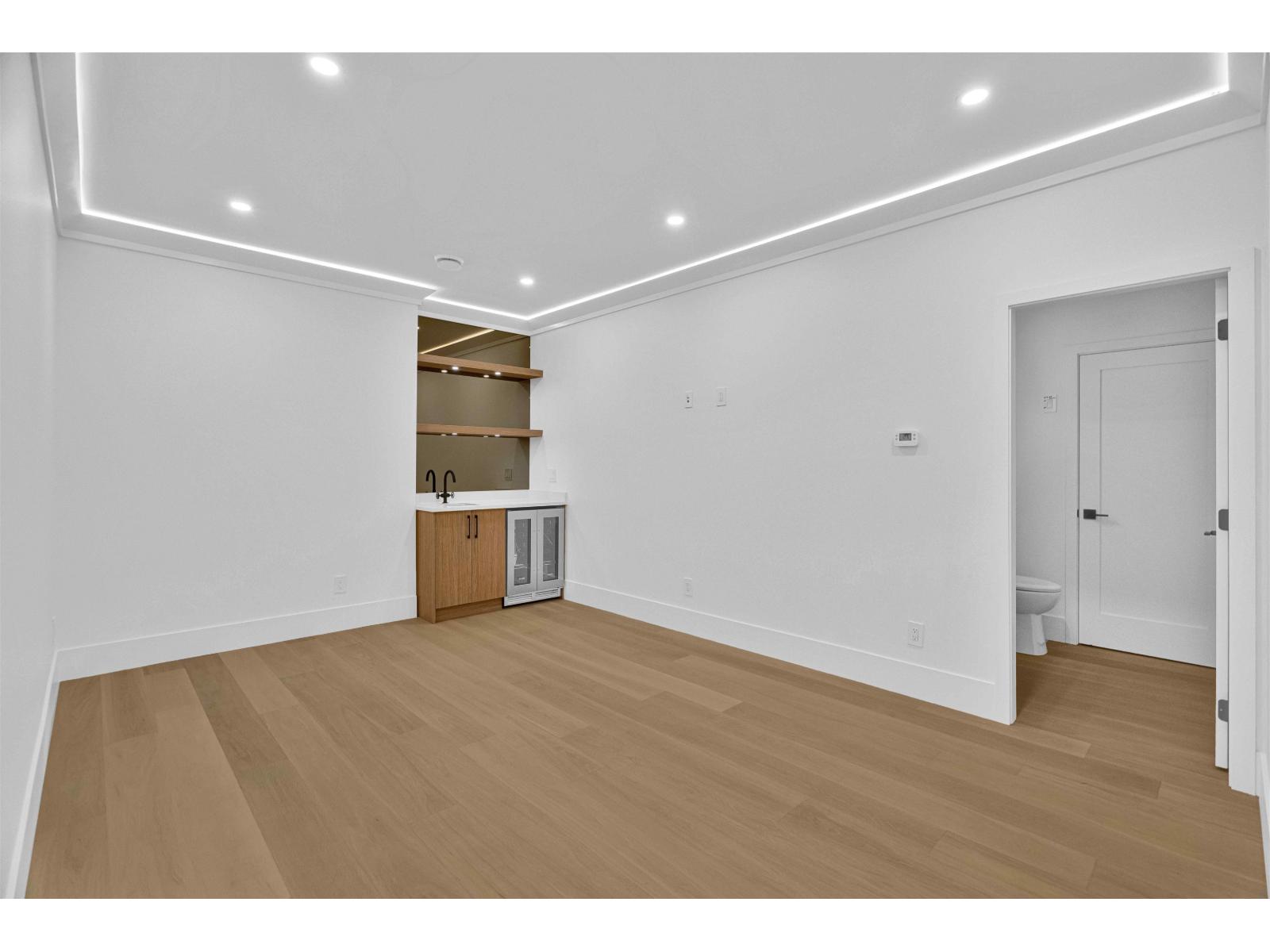 15636 23a Avenue Property Photo 29