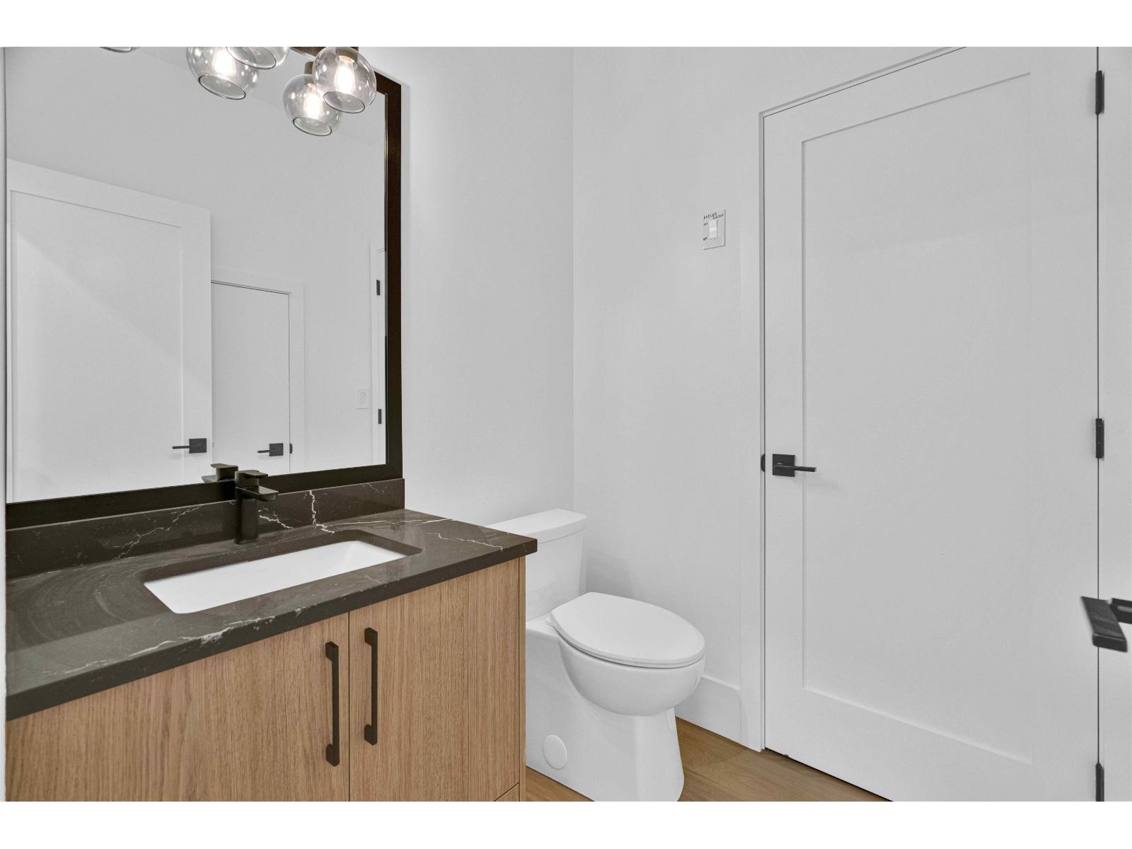 15636 23a Avenue Property Photo 30